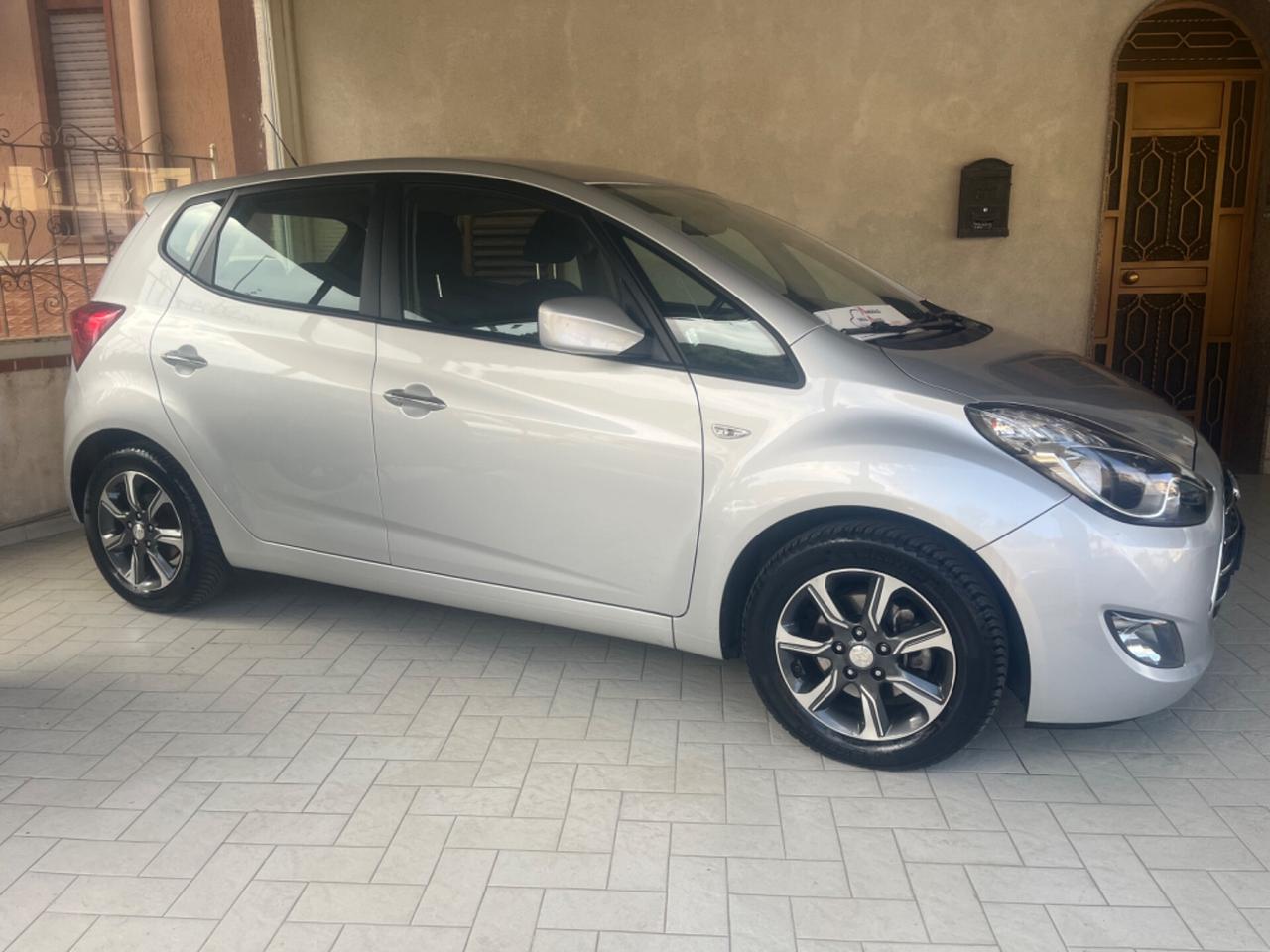 Hyundai iX20 1.4 CRDI 90 CV APP MODE