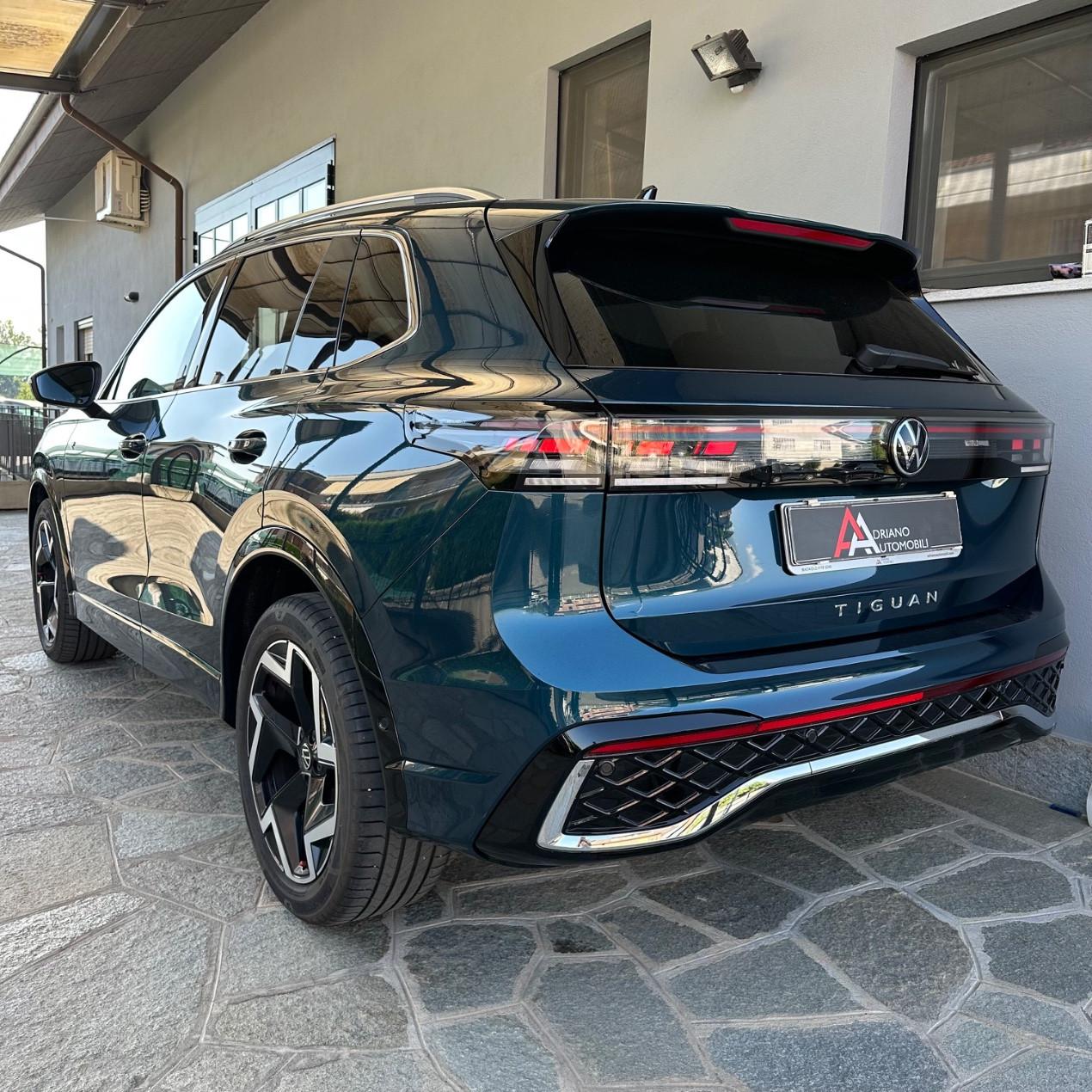 Volkswagen Tiguan 2.0 tdi R-Line Plus 150cv dsg