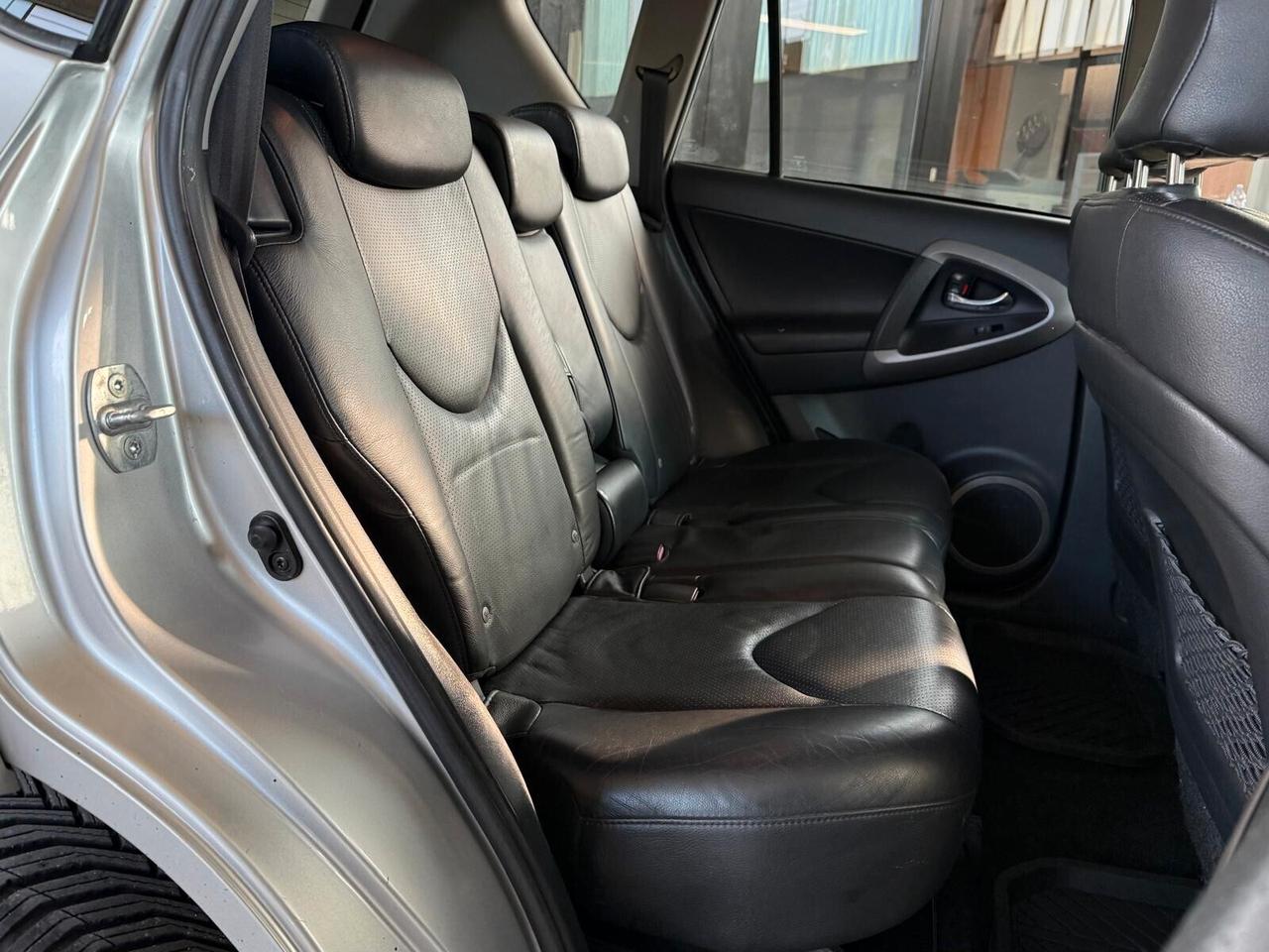 Toyota RAV4 2.2 D-4D 177 CV Luxury