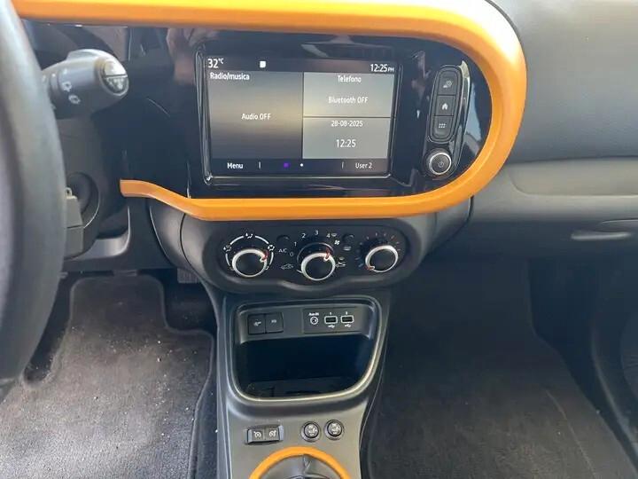 Renault Twingo SCe Stop&Start La Parisienne