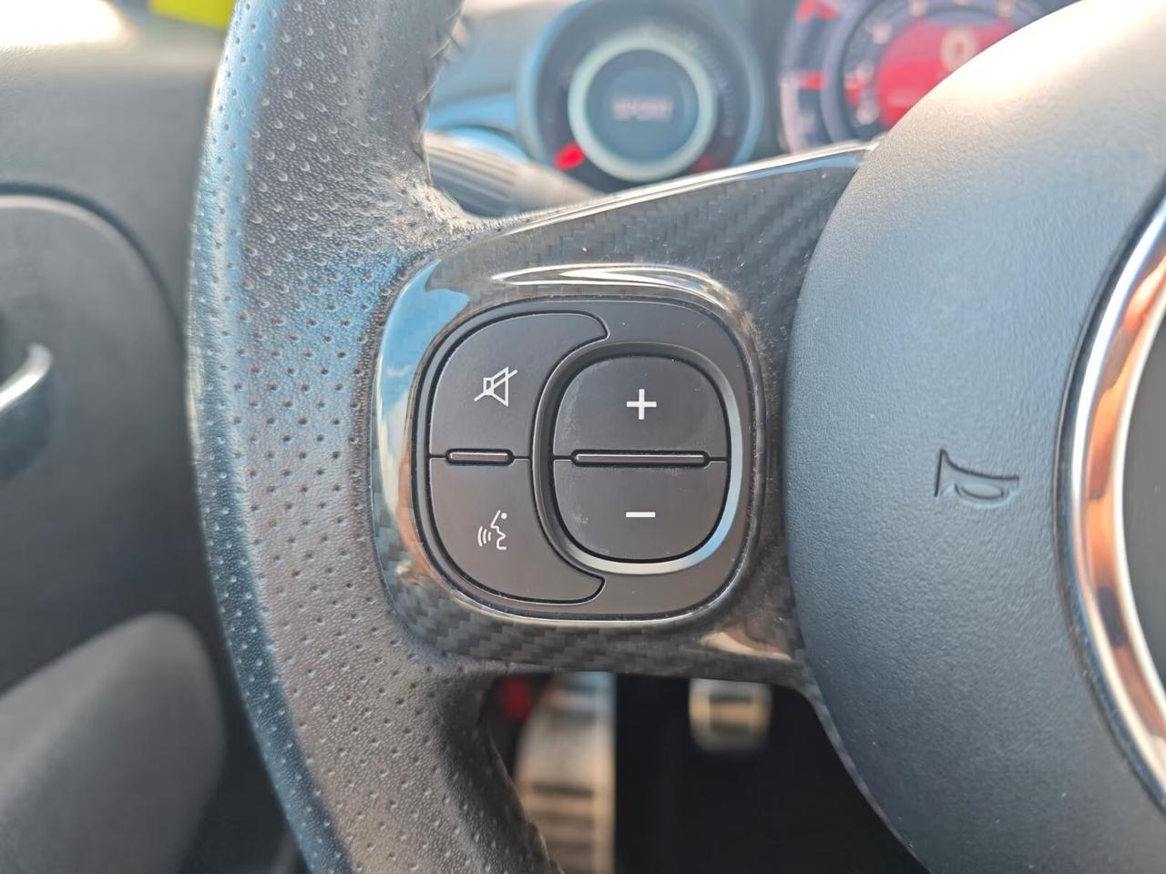 Abarth 595 1.4 Turbo T-Jet 180 CV Competizione