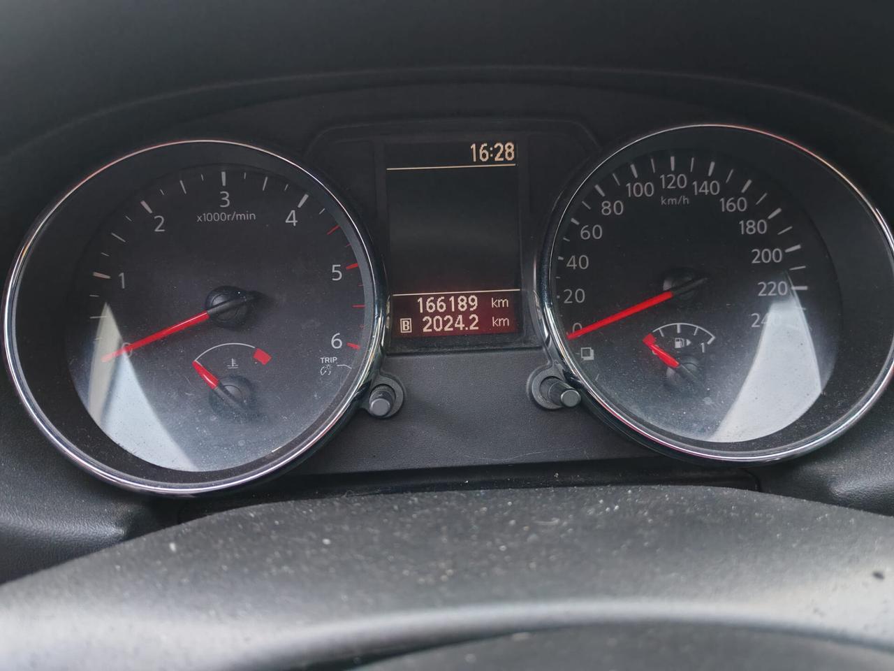 Nissan Qashqai 2.0 dCi DPF Tekna