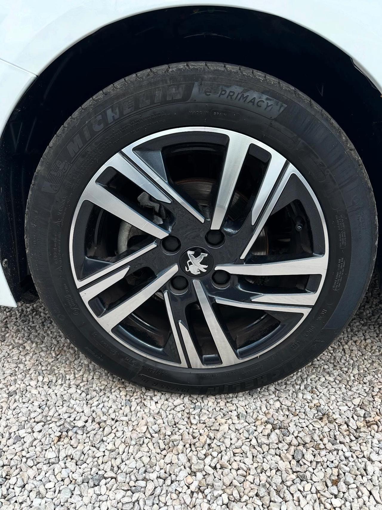 Peugeot 208 PureTech 75 Stop&Start 5 porte Active