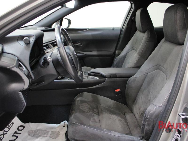 Lexus UX Hybrid Premium