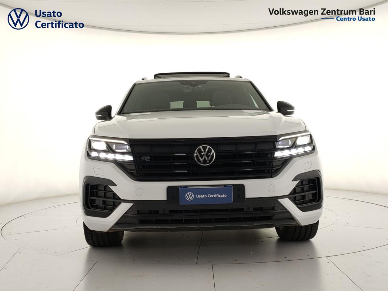 Volkswagen Touareg 3.0 v6 tdi elegance r-line exterior pack 231cv tiptronic