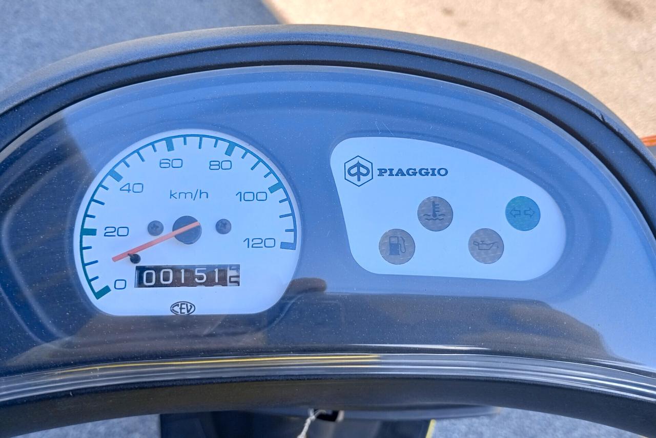 Piaggio Zip SP