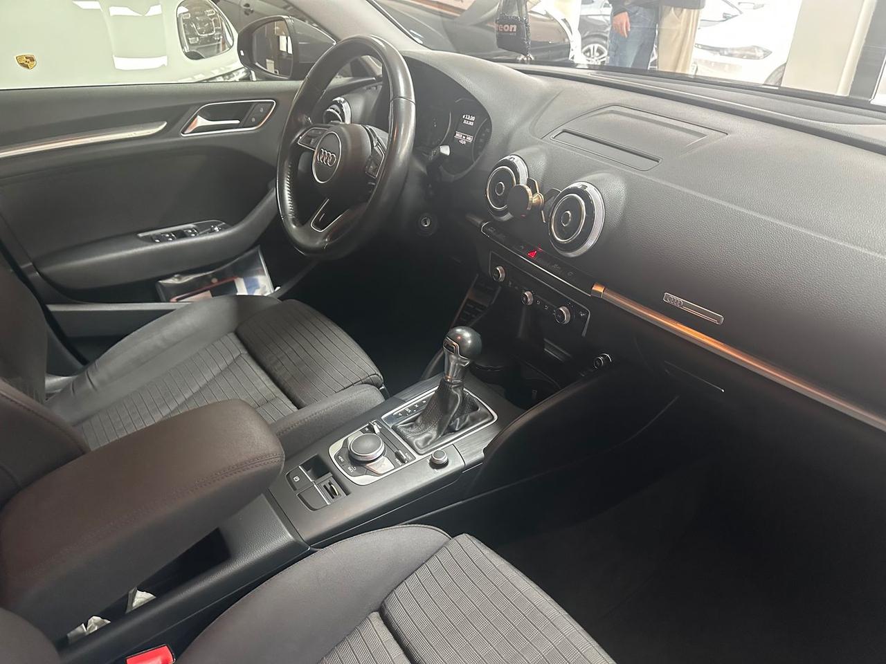 Audi A3 Sport 1.6 30 TDI #7912