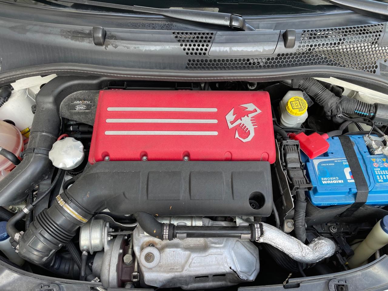 Abarth 595 1.4 Turbo T-Jet 180 CV Competizione