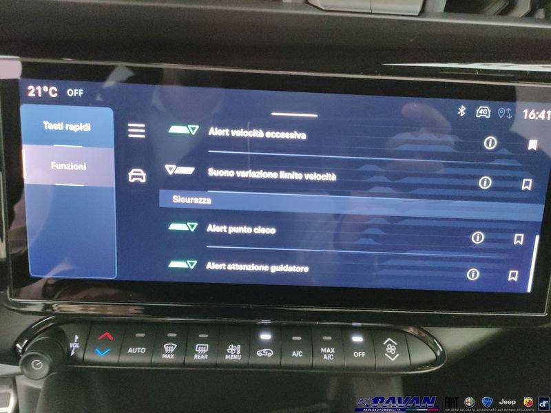 Alfa Romeo Junior Hybrid 145cv TECHNO Speciale