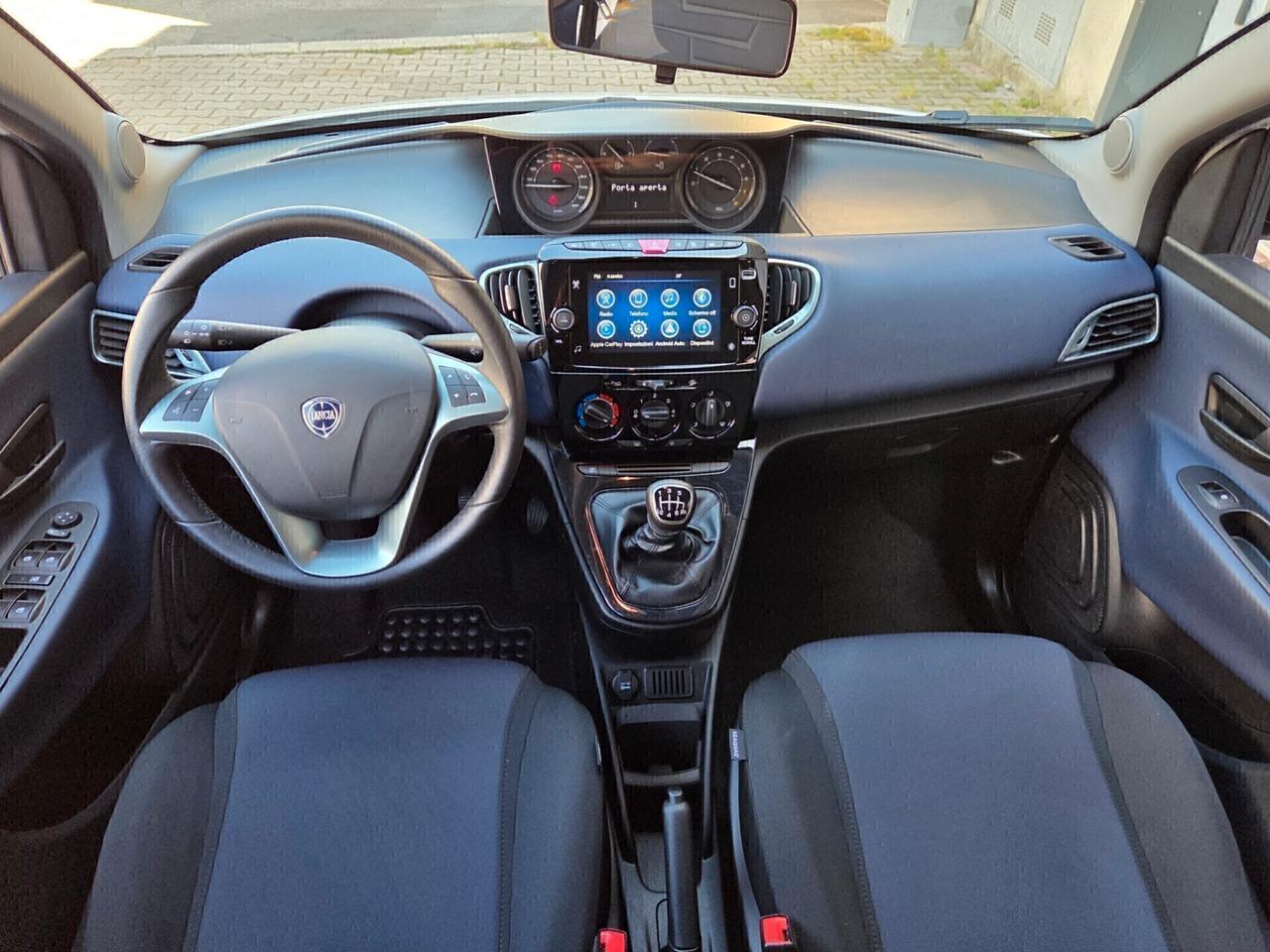 Lancia Ypsilon 1.0 Hybrid 5 porte S&S Platino