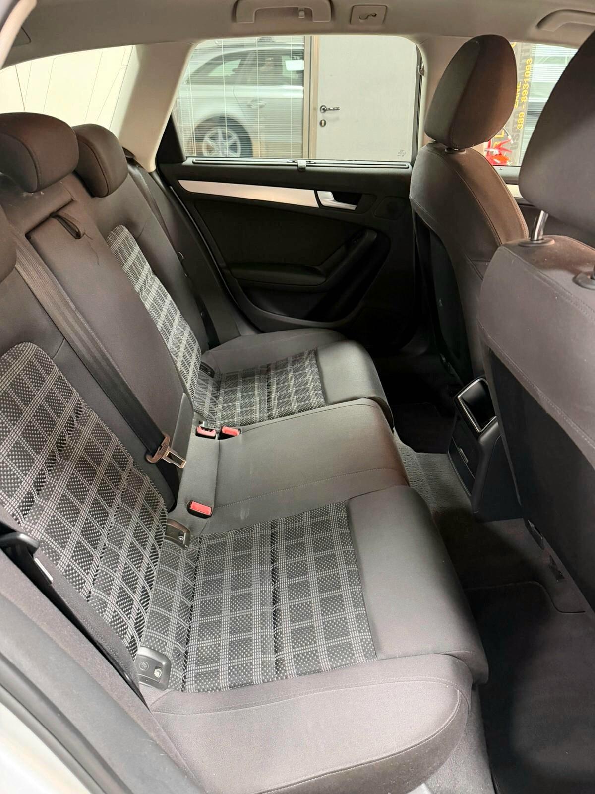 AUDI A4 AVANT 2.0 TDI 143CV AMBIENTE NEOPATENTATI