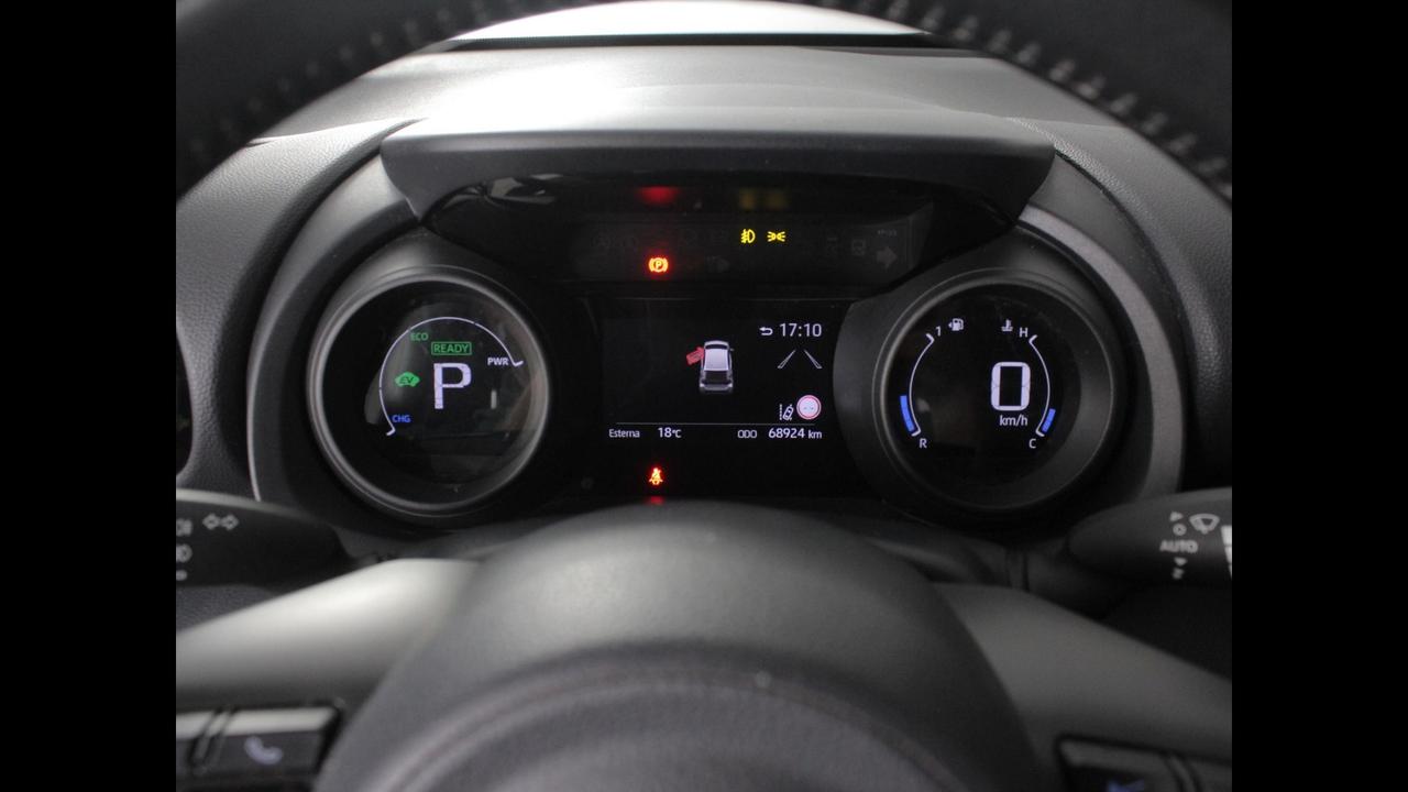 TOYOTA Yaris IV 2020 - Yaris 1.5h Trend