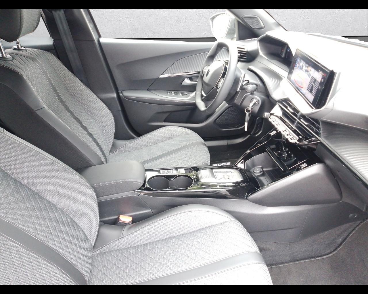 PEUGEOT 2008 2ª serie - 2008 BlueHDi 130 S&S EAT8 Allure