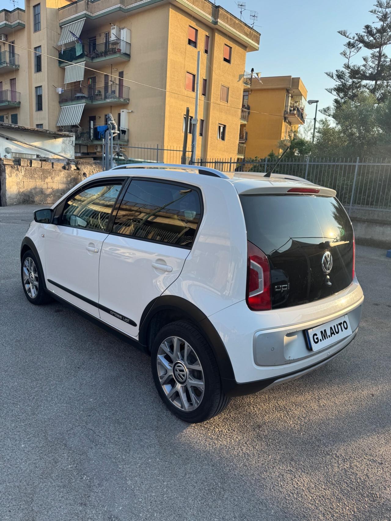 Volkswagen up! 1.0 75 CV 5p. cross up!