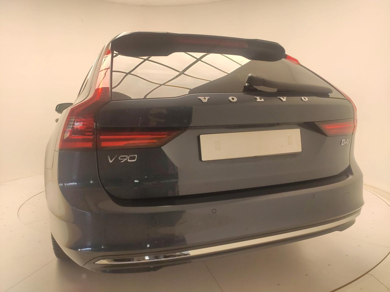 Volvo V90 B4 (d) automatico Ultimate Bright