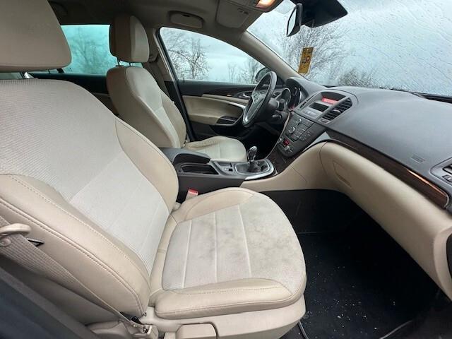 Opel Insignia 2.0 CDTI Sports Tourer Cosmo