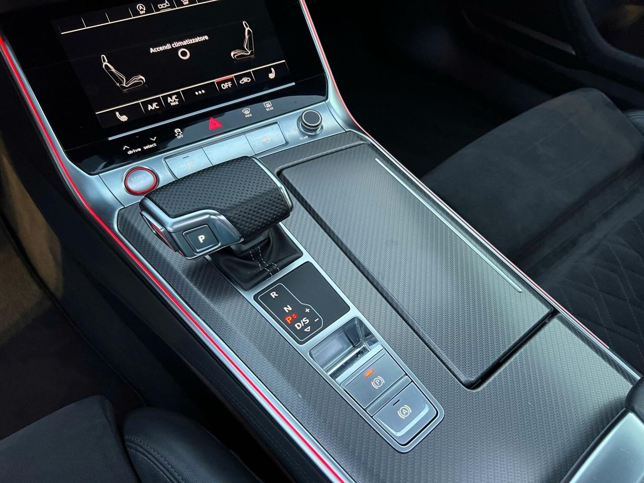 Audi A6 RS 6 Avant 4.0 TFSI V8 quattro tiptronic