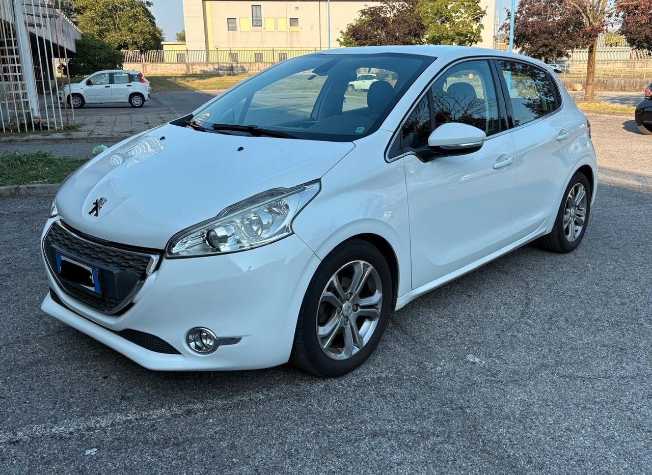 Peugeot 207 1.4 8V 75CV 3p. Energie neopatentati