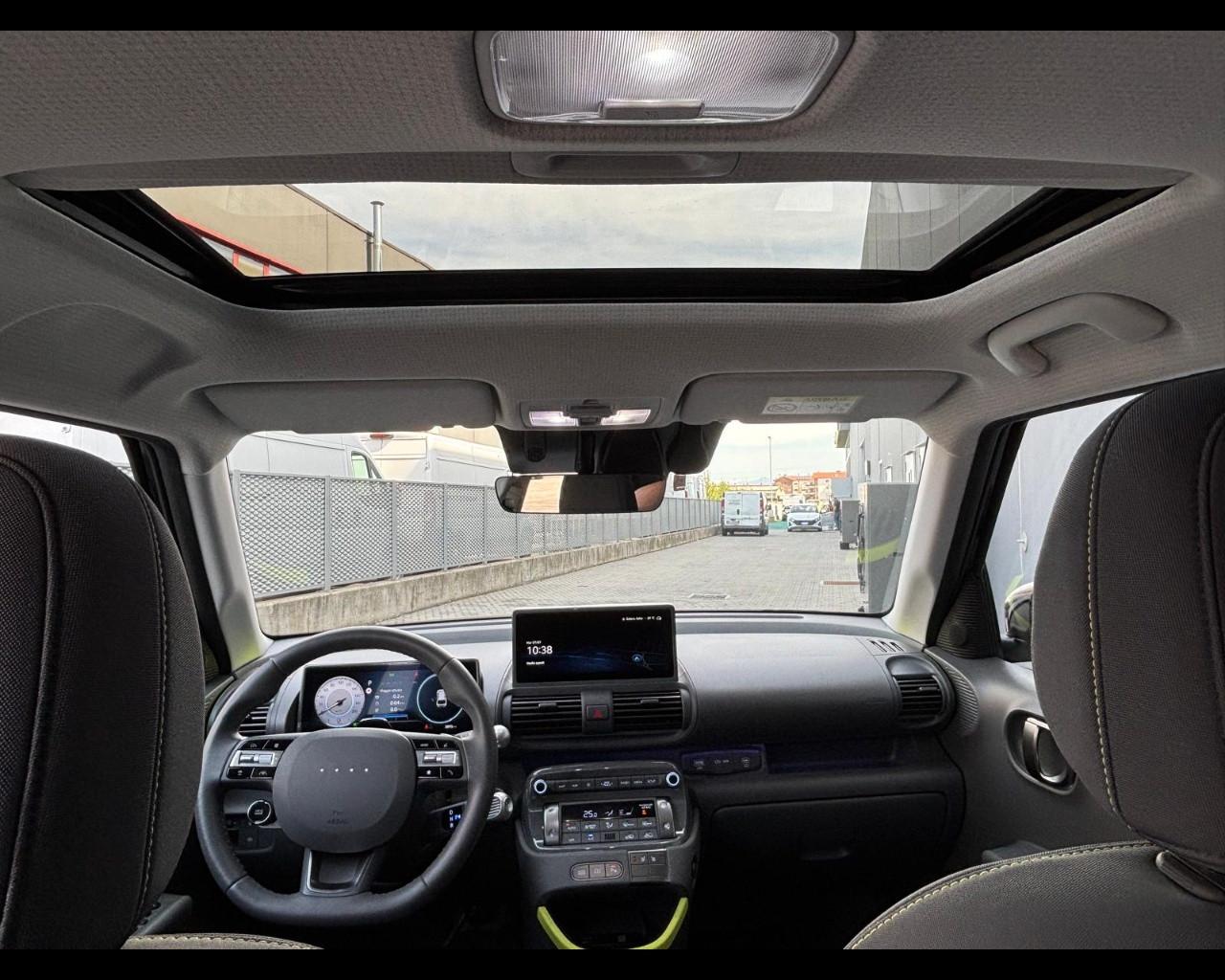 HYUNDAI INSTER 49 KWH CROSS+PP
