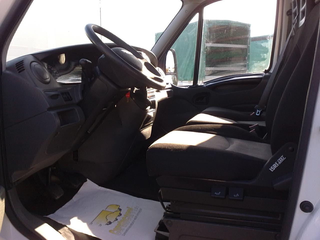 Iveco Daily 35c13 2.3hpt CENTINATO - 2013