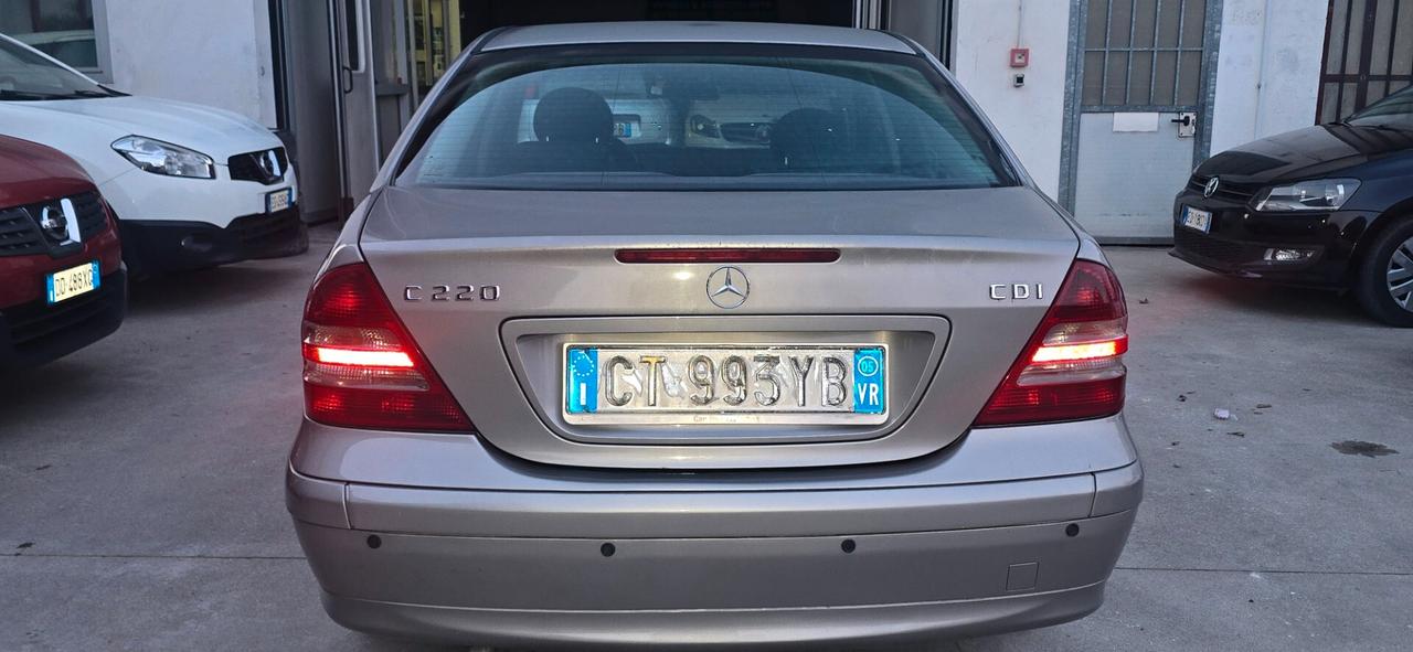 Mercedes-benz C 220 CDI cat Elegance.automatica