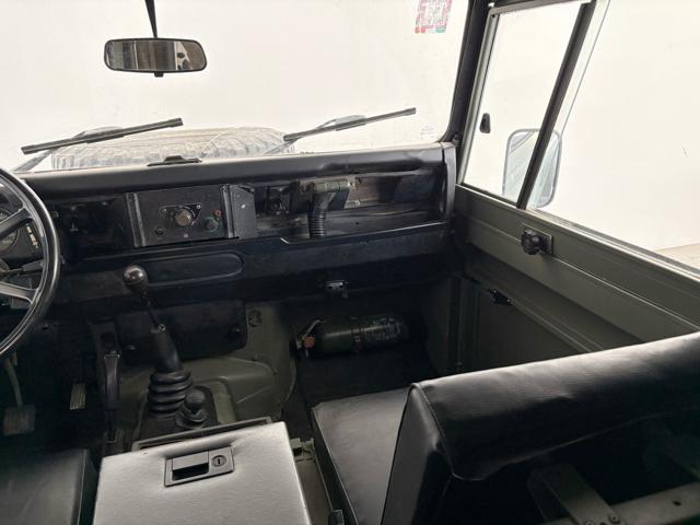 LAND ROVER Defender 90 diesel