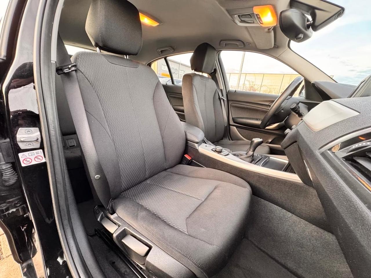 Bmw 118 118i 5p. Advantage