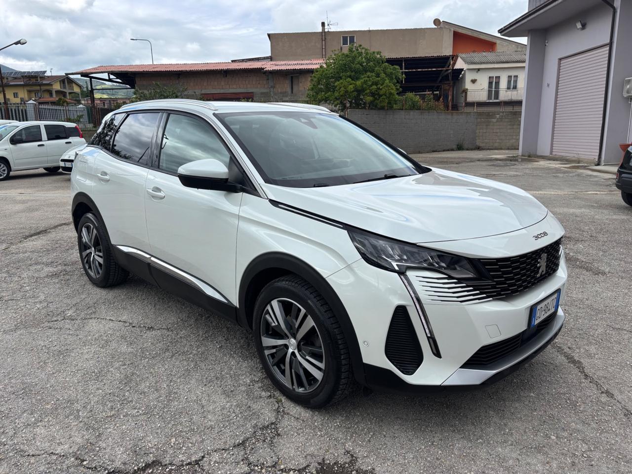Peugeot 3008 BlueHDi 130 S&S EAT8 Allure