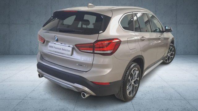 BMW X1 sDrive18d xLine Aut. + Tetto apr.