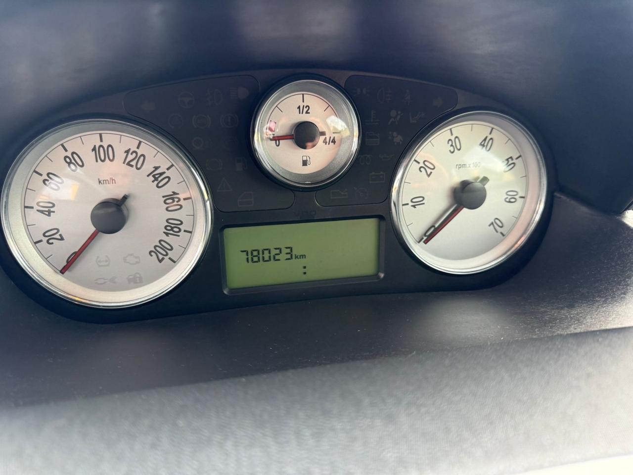 Lancia Ypsilon 1.2 Argento