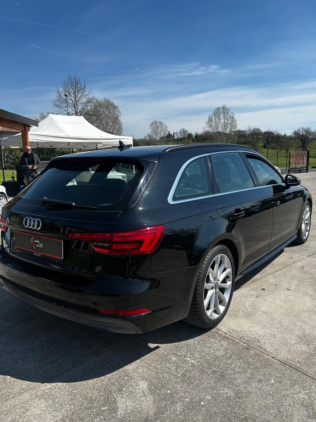 Audi A4 2.0 TDI clean diesel multitronic Business Plus