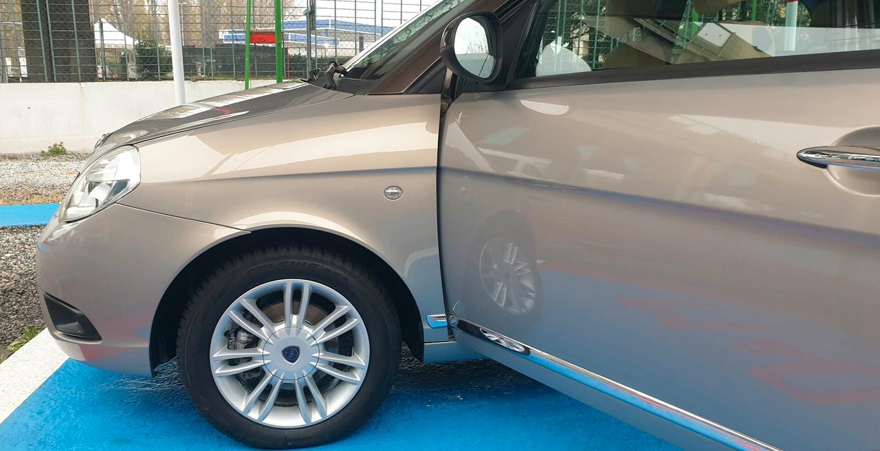 LANCIA YPSILON 1.4 BENZINA G.P.L DI CASA 67MILA KM