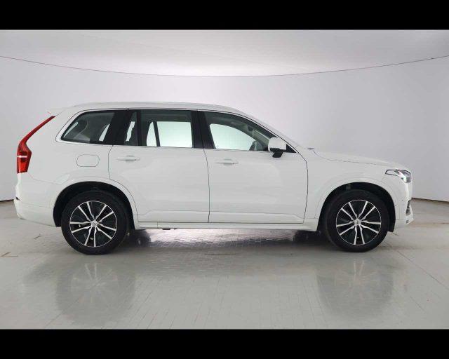 VOLVO XC90 B5 (d) AWD Geartronic Momentum Pro