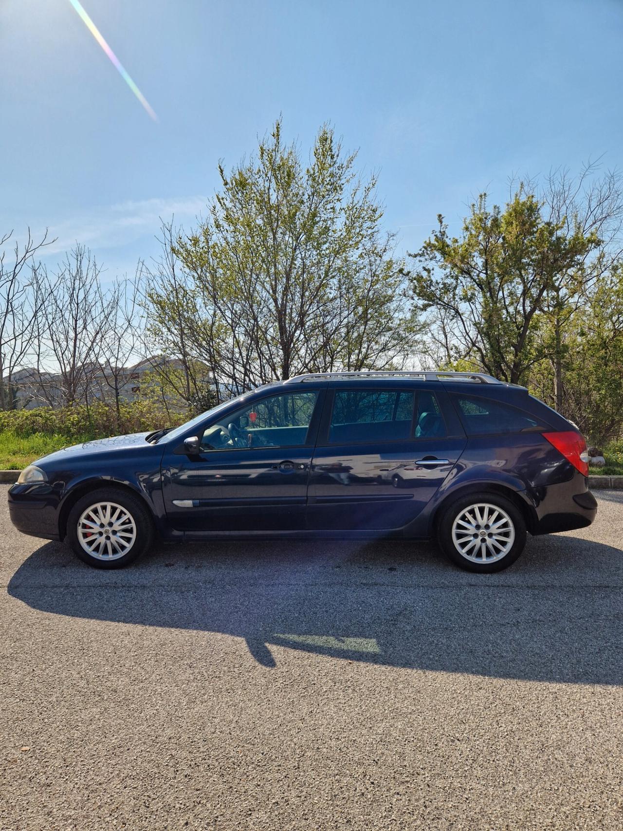 Renault Laguna 2.0 dCi 175CV - 2006