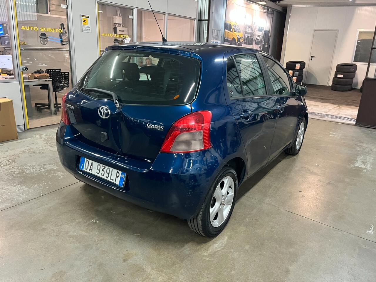 Toyota Yaris 1.3 5 porte