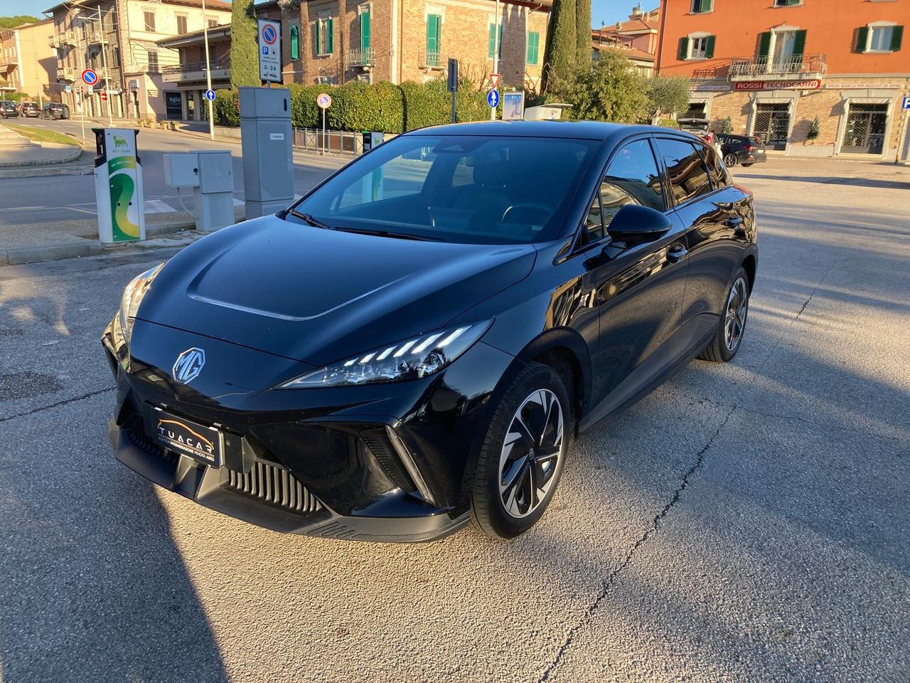 Mg MG4 4 EV Long Range 64 kWh LUXURY #8431