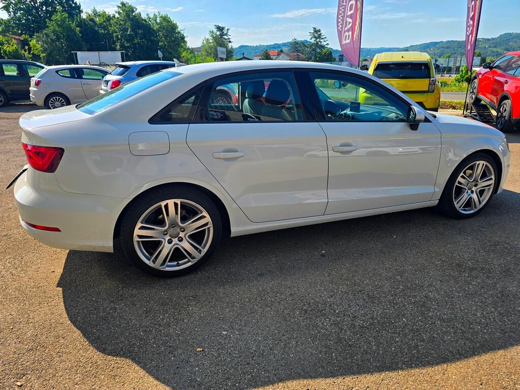 Audi A3 Sedan 1.6 TDI Ambition