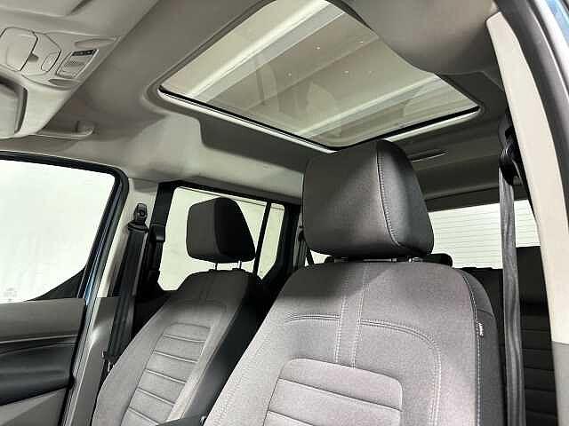 Ford Tourneo Connect 1.5 TDCi 120 CV Titanium