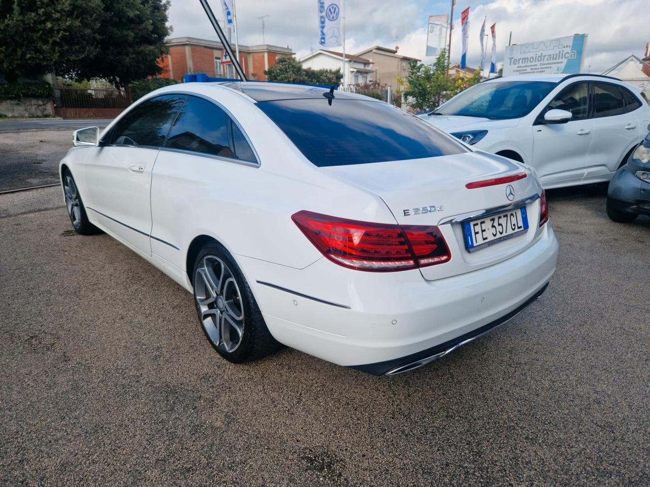 Mercedes-benz E 250 E 250 BlueTEC Automatic Executive