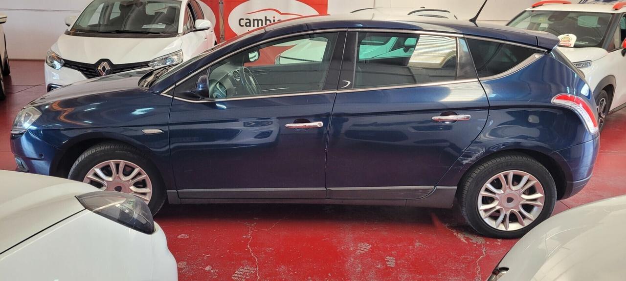 Lancia Delta 1.9 MJT Twinturbo DPF Oro