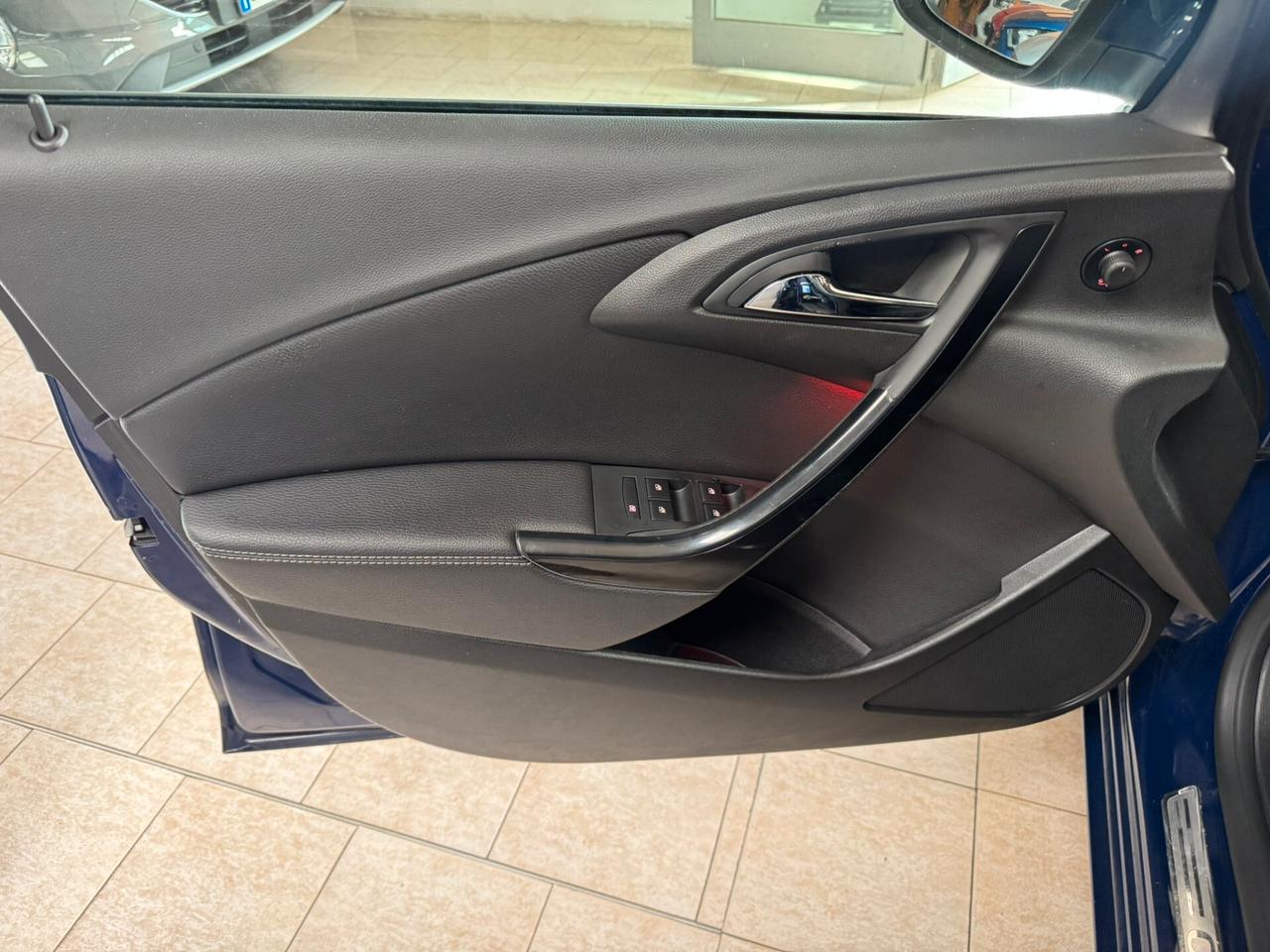 Opel Astra 1.6 CDTI 136CV EcoFLEX S&S 5 porte Cosmo Fleet