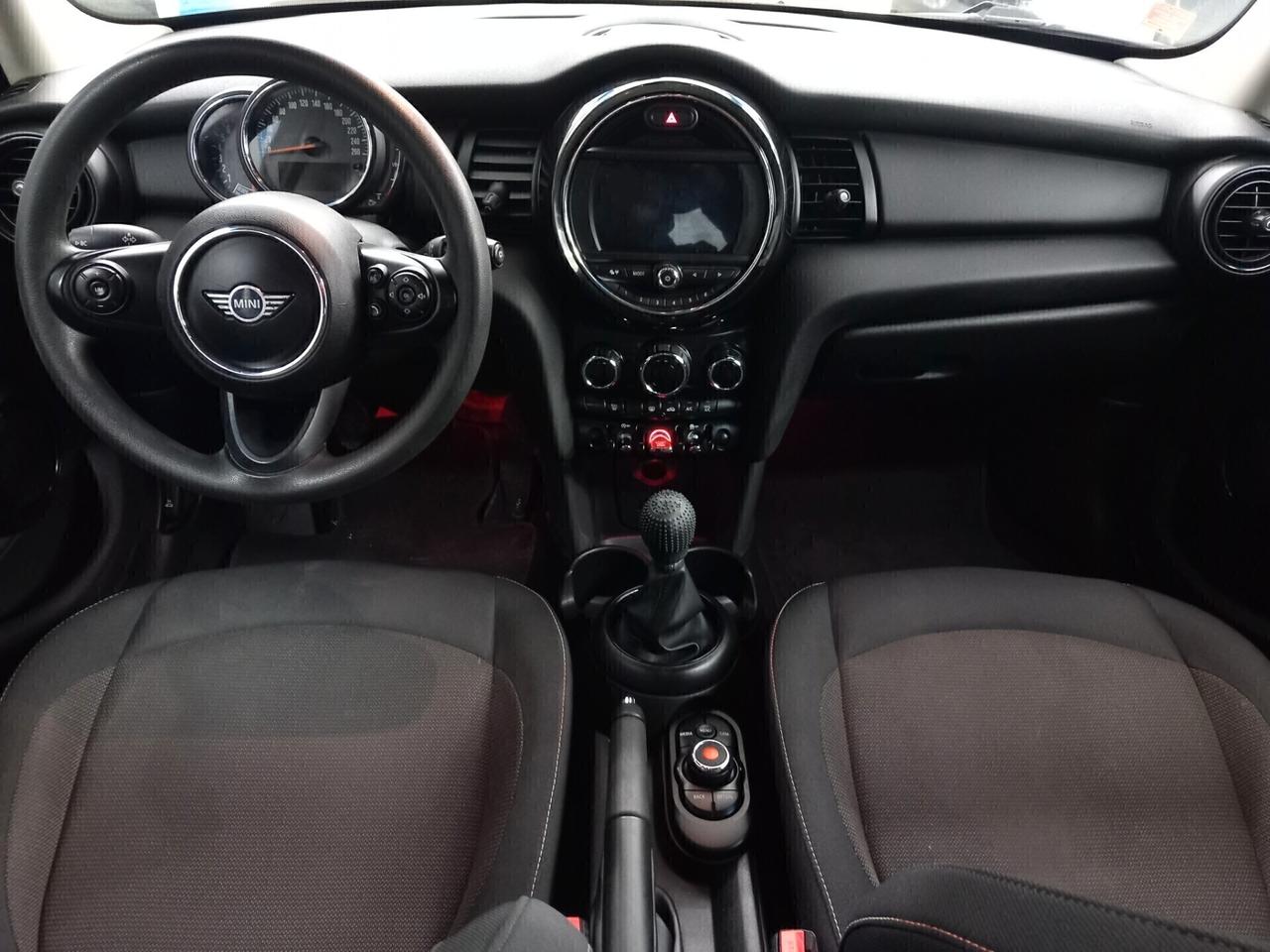 Mini One 1.5 benzina anno 2018 118 mila km