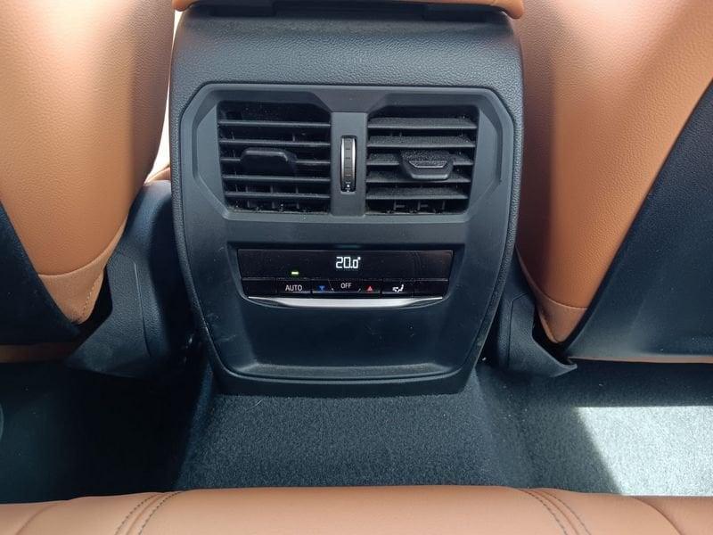 BMW Serie 2 Coupé 220d Coupe mhev 48V MSport auto