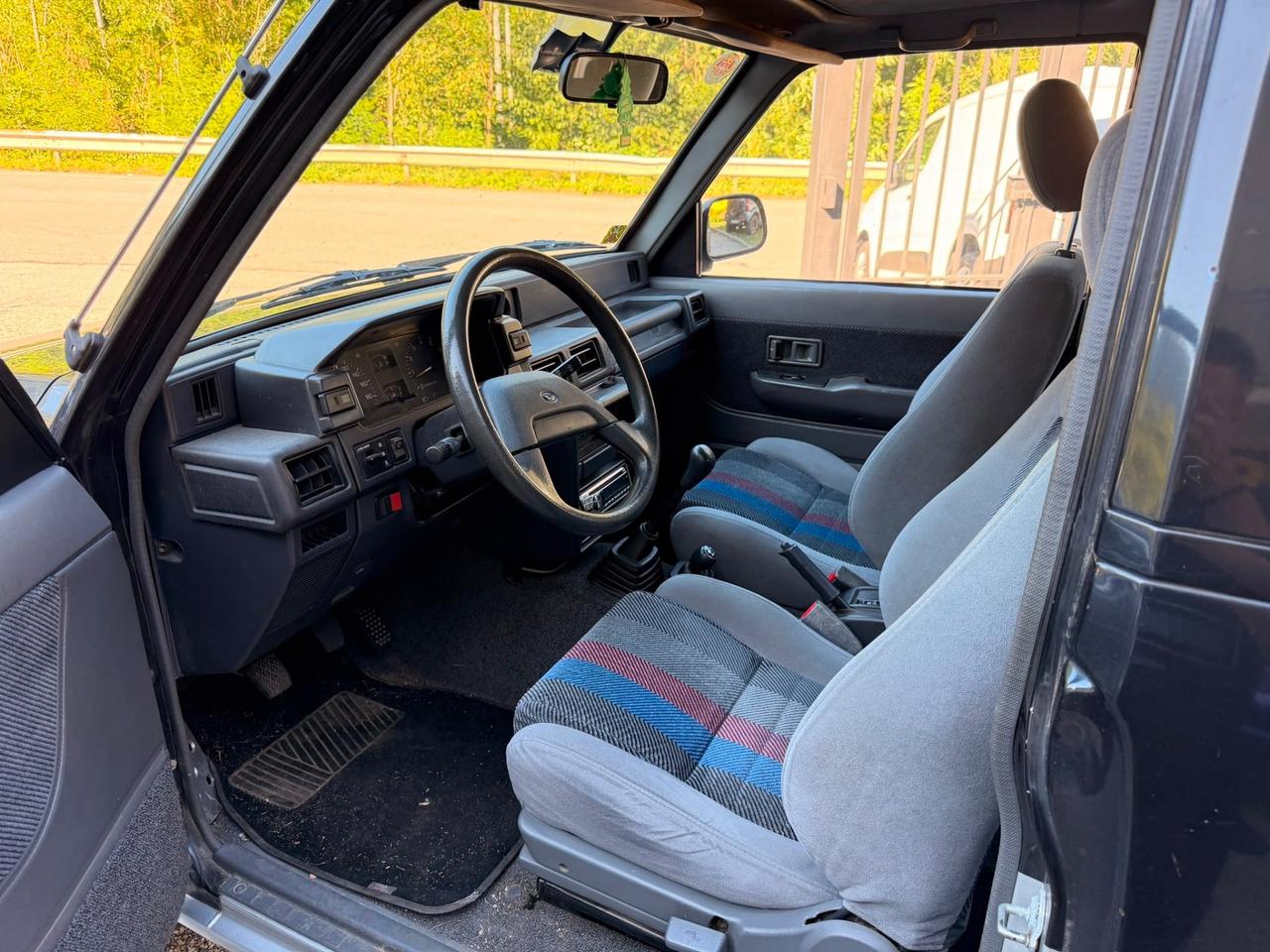Daihatsu Feroza 1.6i cat Resin-top Full-Time City