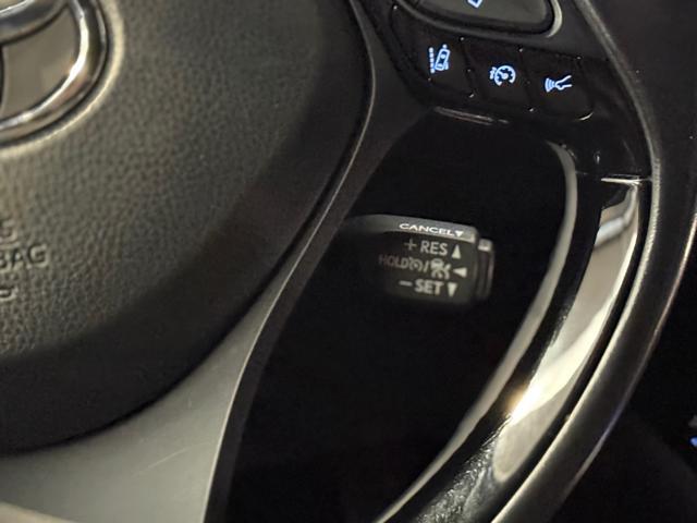 TOYOTA C-HR 1.8 Hybrid E-CVT Trend