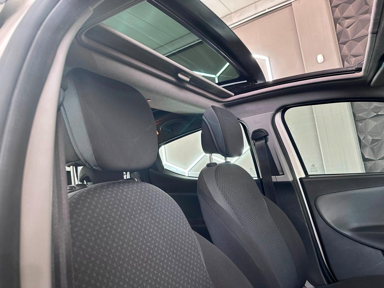 Lancia Ypsilon 1.2 69 CV 5 porte Platinum