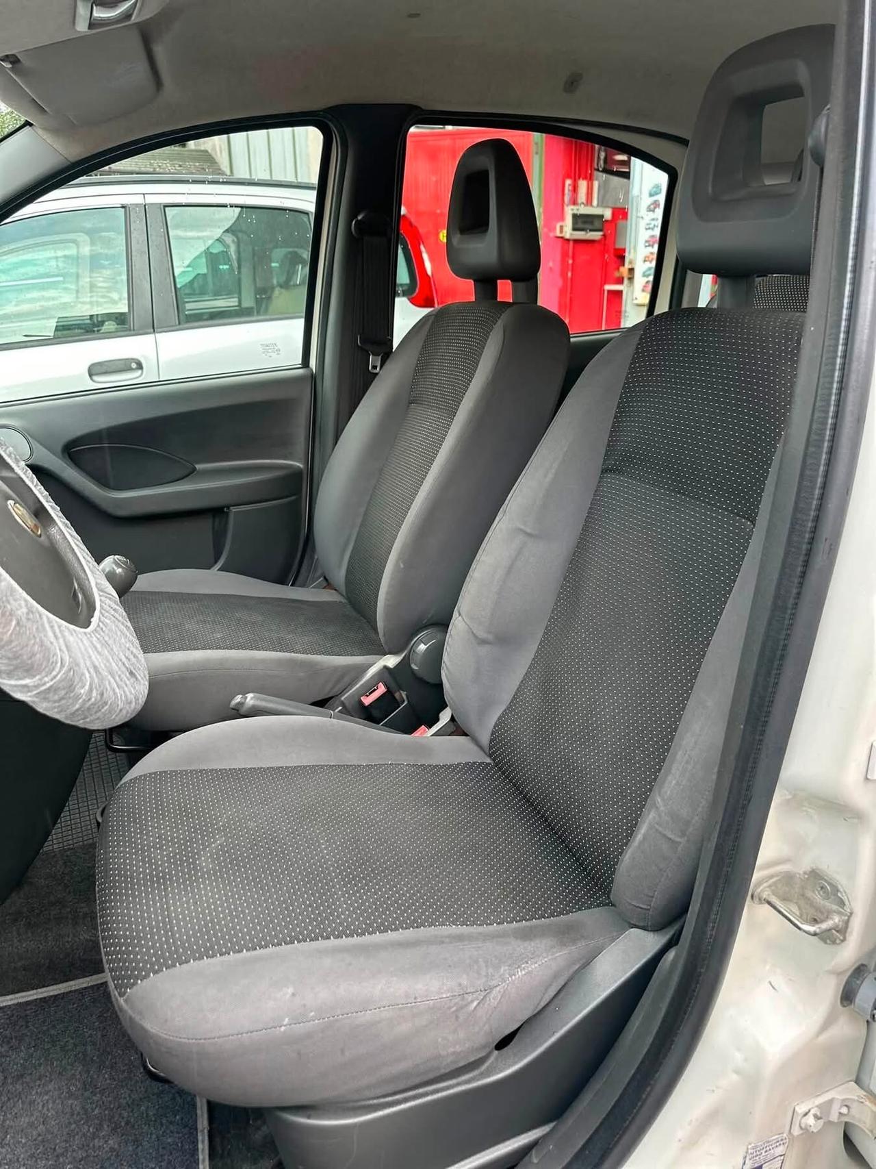Fiat Panda 1.1 Active neopatentati KM CERT
