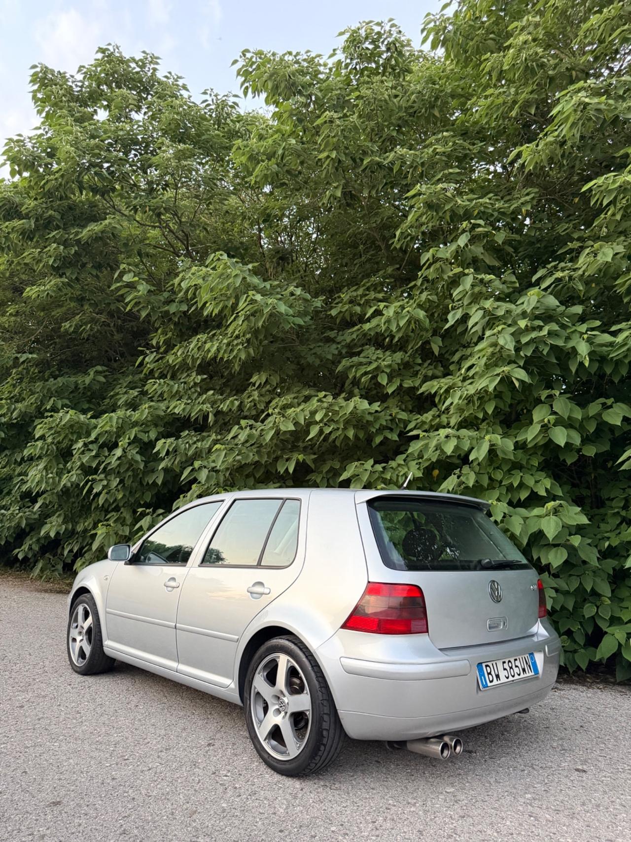 Volkswagen Golf 1.8 turbo 20V cat 5p. GTI