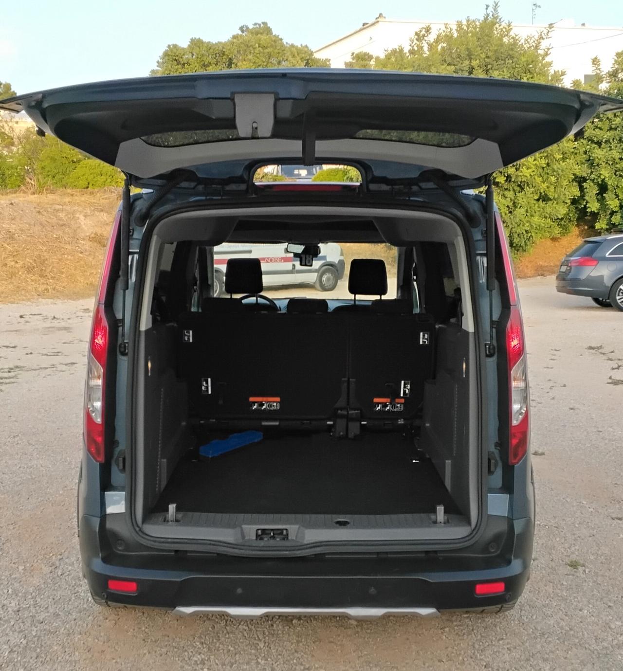 Ford Tourneo Connect Active 1.5 EcoBlue 120 CV Start & Stop Aut.
