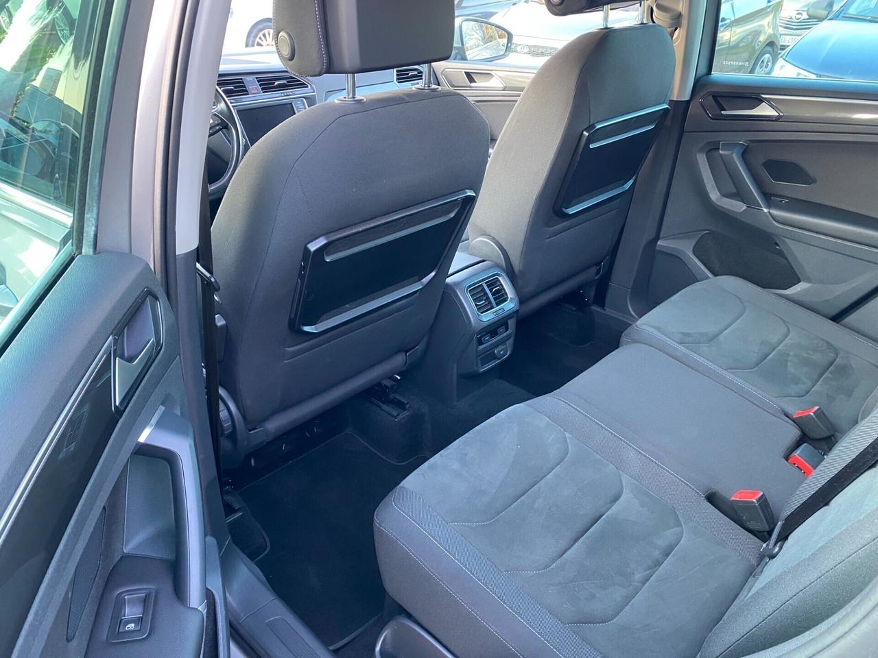 VOLKSWAGEN - Tiguan - 2.0 TDI DSG Executive BMT -